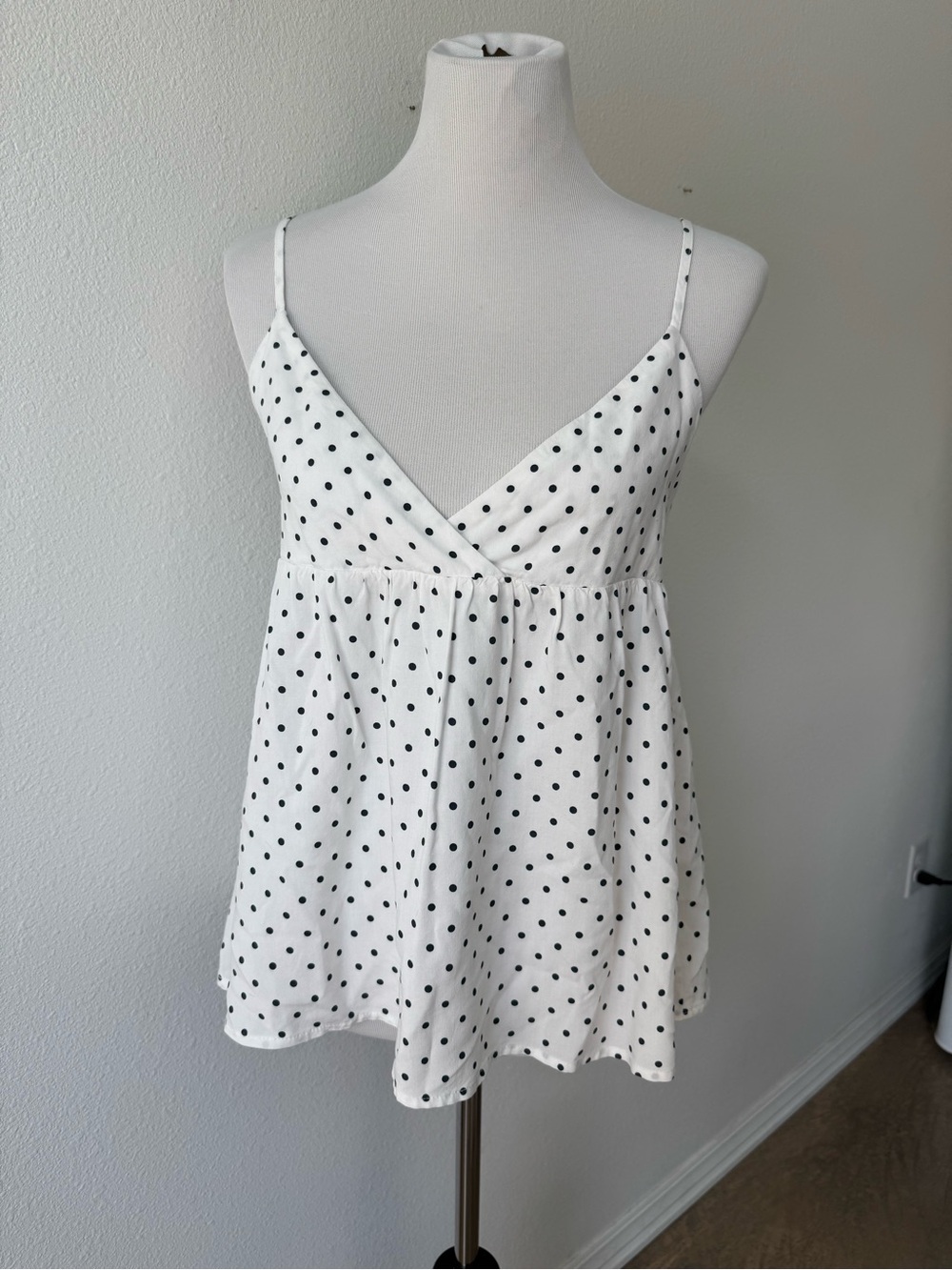 Brandy Melville White Polka Dot Spaghetti Strap Babydoll Tank Top